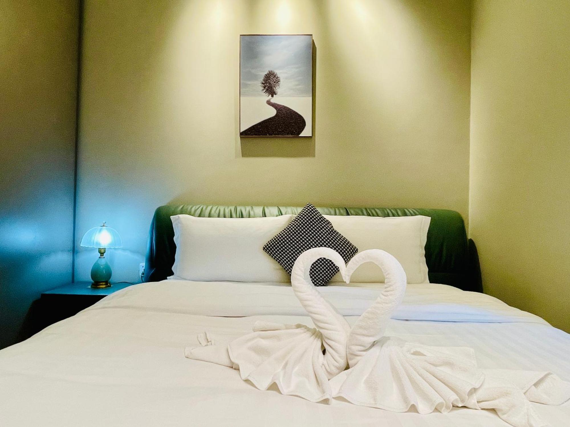 Eaton Residences Klcc M@H Куала Лумпур Стая снимка